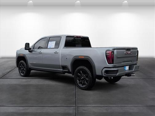 2025 GMC Sierra 2500 AT4