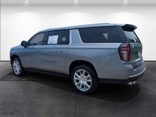 2024 Chevrolet Suburban 4WD High Country