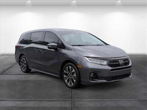 Modern Steel Metallic 2025 Honda Odyssey
