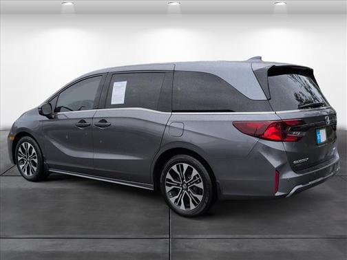 Modern Steel Metallic 2025 Honda Odyssey