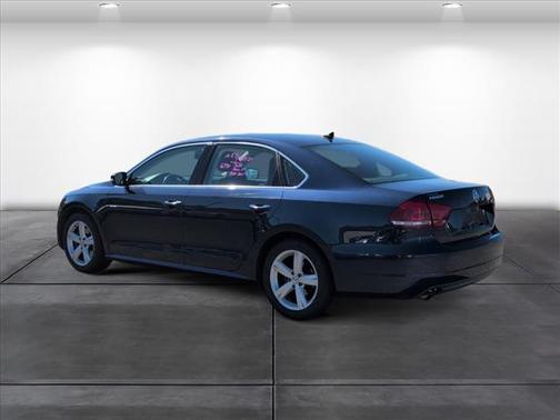 2013 Volkswagen Passat 2.5 SE