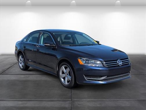 2013 Volkswagen Passat 2.5 SE