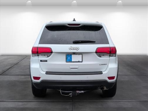 2022 Jeep Grand Cherokee Laredo