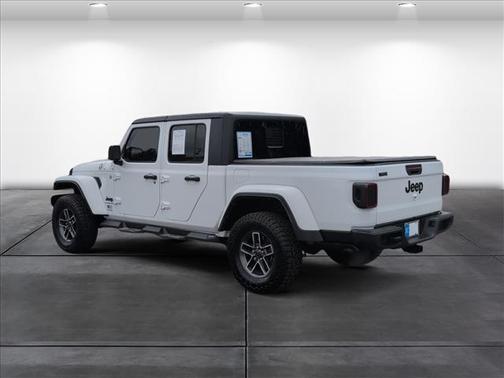 2021 Jeep Gladiator Sport S