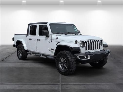 2021 Jeep Gladiator Sport S