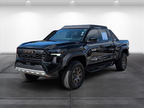 2025 Toyota Tacoma Hybrid Trailhunter