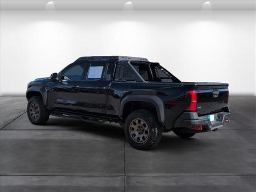 2025 Toyota Tacoma Hybrid Trailhunter