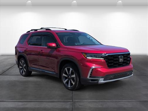 2025 Honda Pilot Touring 8-Passenger