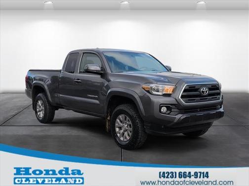 2017 Toyota Tacoma SR5