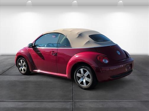 2006 Volkswagen New Beetle 2.5