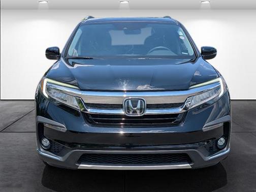 2021 Honda Pilot Touring 8-Passenger