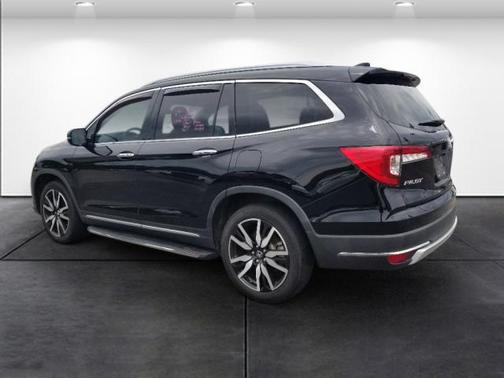 2021 Honda Pilot Touring 8-Passenger