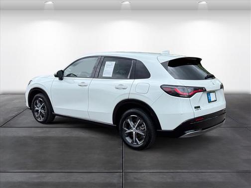 Platinum White Pearl 2023 Honda HR-V
