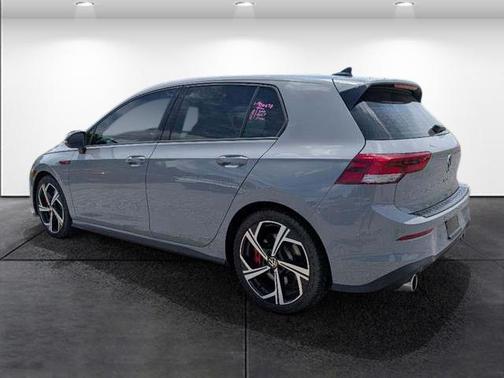 2024 Volkswagen Golf GTI 2.0T SE DSG