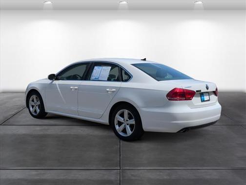 2013 Volkswagen Passat 2.5 SE