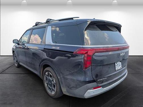 2025 Kia Carnival EX
