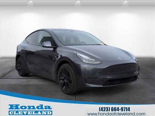 2022 Tesla Model Y Long Range Dual Motor All-Wheel Drive