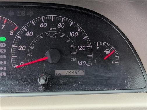 2005 Toyota Camry LE