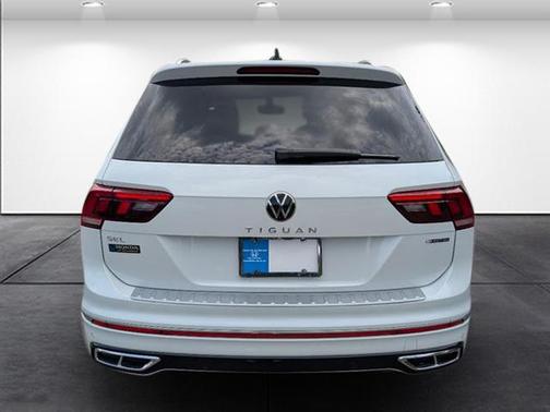 2024 Volkswagen Tiguan 2.0T SEL R-Line 4MOTION