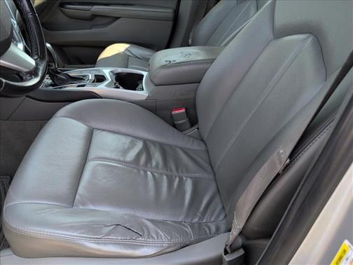 Radiant Silver Metallic 2012 Cadillac SRX Base