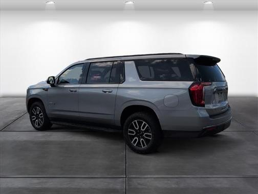 2024 GMC Yukon XL 4WD AT4