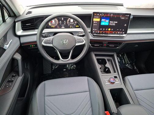 2026 Volkswagen Tiguan 2.0T SE 4MOTION