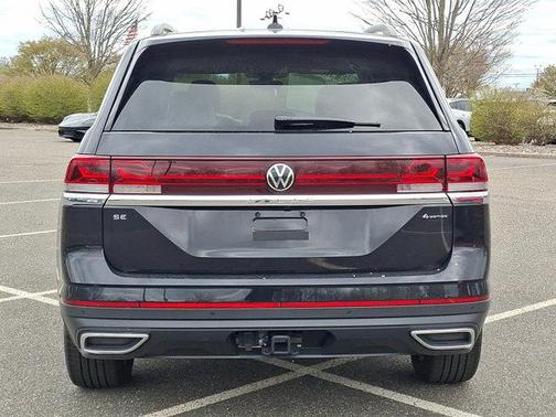 2025 Volkswagen Atlas 2.0T SE w/Technology 4MOTION