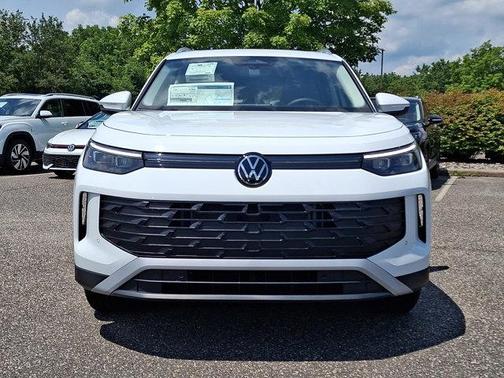 2025 Volkswagen Tiguan 2.0T SE 4MOTION