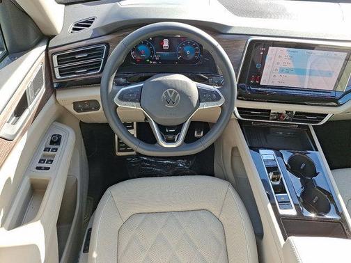 2025 Volkswagen Atlas 2.0T SEL Premium R-Line 4MOTION