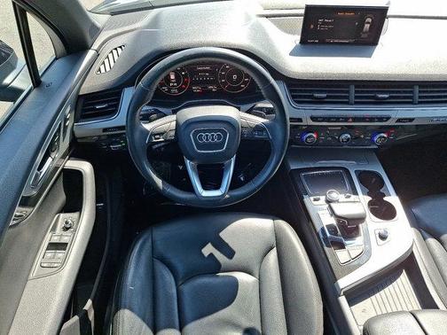 2019 Audi Q7 45 Premium Plus