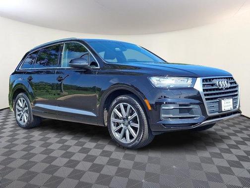 2019 Audi Q7 45 Premium Plus