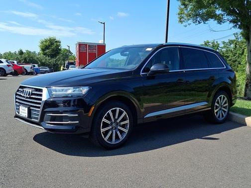 2019 Audi Q7 45 Premium Plus