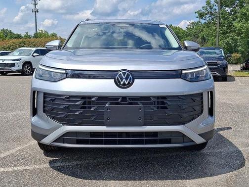 2025 Volkswagen Tiguan 2.0T SE 4MOTION