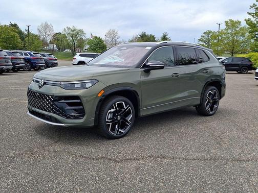 Avocado Green w/Deep Black Roof 2026 Volkswagen Tiguan 2.0T SEL R-Line 4MOTION