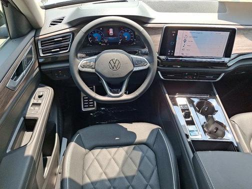 2025 Volkswagen Atlas 2.0T SEL Premium R-Line 4MOTION
