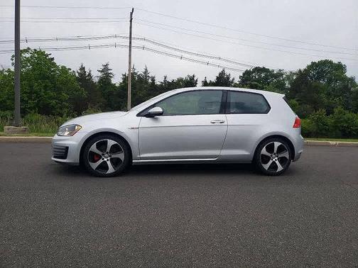 2016 Volkswagen Golf GTI 2.0T S 4-Door