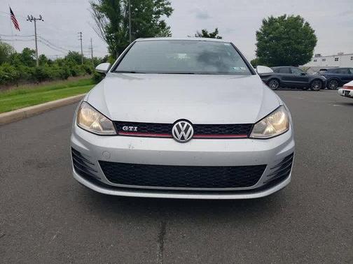 2016 Volkswagen Golf GTI 2.0T S 4-Door