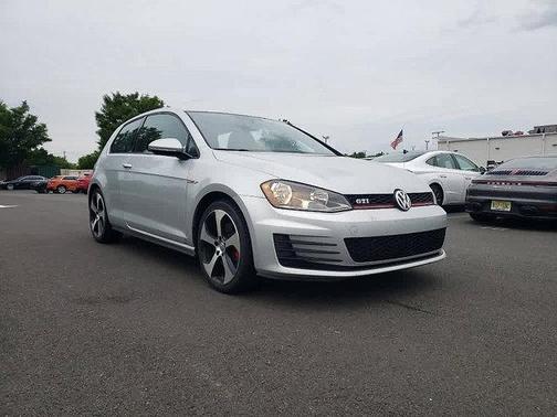 2016 Volkswagen Golf GTI 2.0T S 4-Door