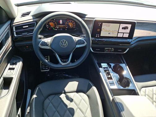 Pure Gray 2026 Volkswagen Atlas 2.0T SEL Premium R-Line 4MOTION