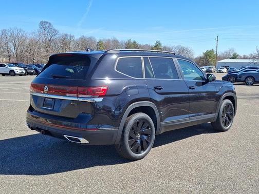 2025 Volkswagen Atlas 2.0T SE w/Technology 4MOTION