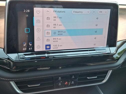 2025 Volkswagen Atlas 2.0T SE w/Technology 4MOTION