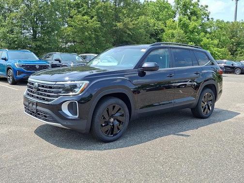 2025 Volkswagen Atlas 2.0T SE w/Technology 4MOTION