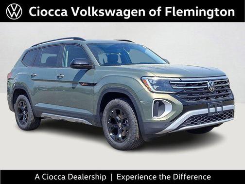 2025 Volkswagen Atlas 2.0T Peak Edition