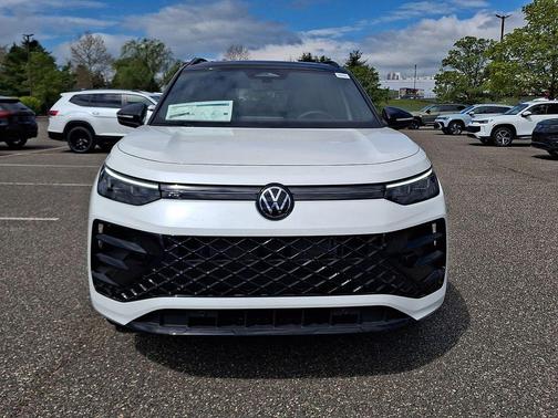 Opal 2026 Volkswagen Tiguan 2.0T SE R-Line Black 4MOTION