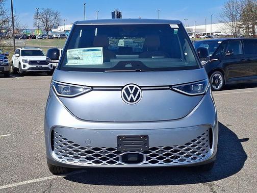 2025 Volkswagen ID. Buzz Pro S