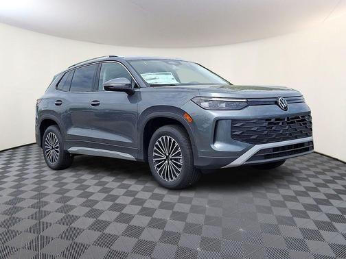 Platinum 2026 Volkswagen Tiguan 2.0T S 4MOTION