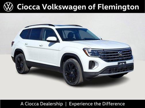 2025 Volkswagen Atlas 2.0T SE w/Technology 4MOTION