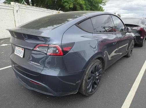 Gray 2022 Tesla Model Y Performance