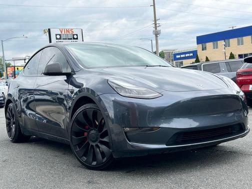 Gray 2022 Tesla Model Y Performance