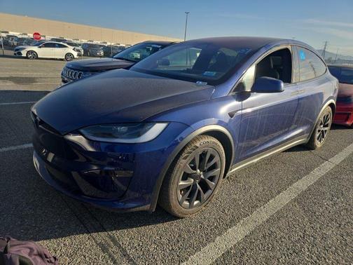 2025 Tesla Model X Base